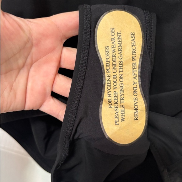 POPILUSH Hourglass Bodysuit - Picture 7 of 7